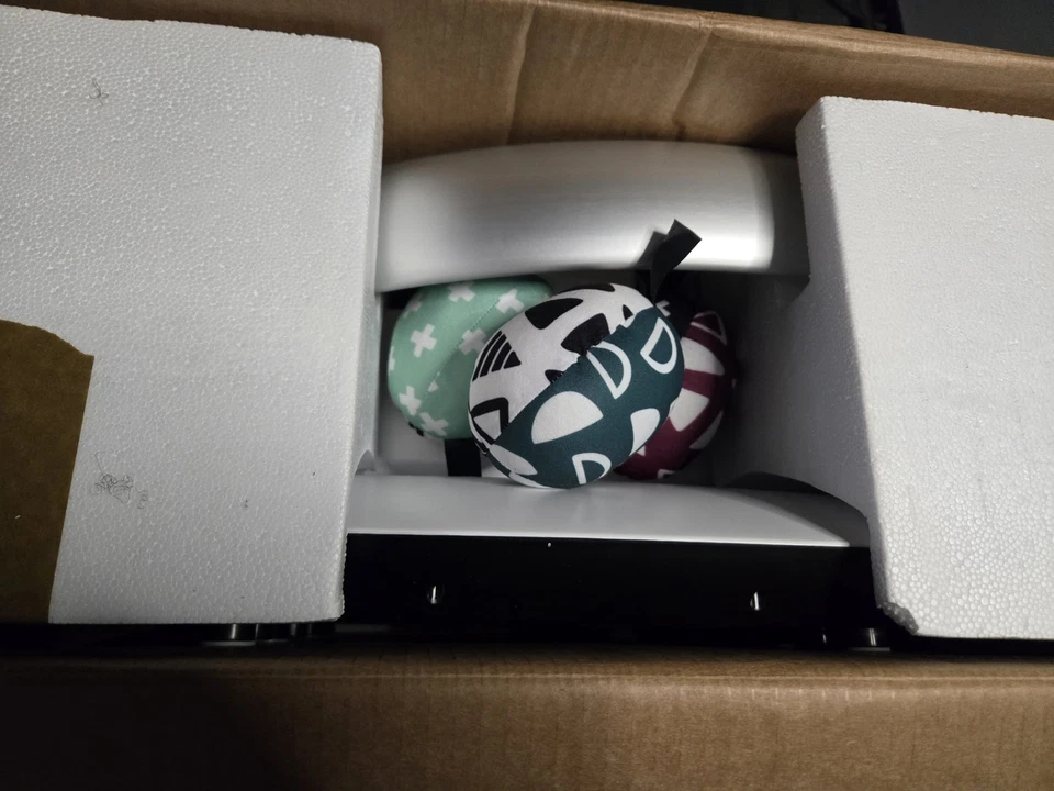 Columpio para bebé 4moms MamaRoo multimovimiento, habilitado para Bluetooth con 5 movimientos únicos Foto 4 de 4