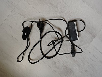 Original Lenovo 45  Watt  USB C Netzteil Neuwertig Mit Kaltstromkabel AC