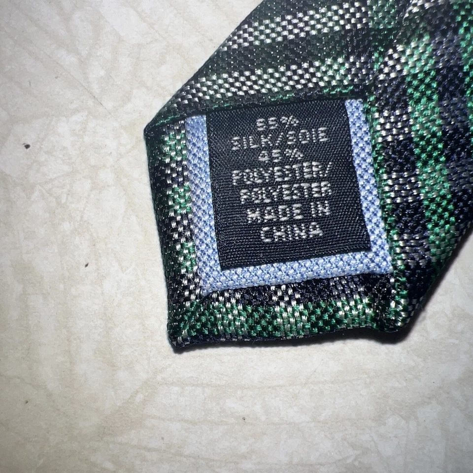 USED Tommy Hilfiger Men's Silk Blend Tie ~ Multicolor ~ Plaid Green/Blue 3.25 - Image 4 of 4