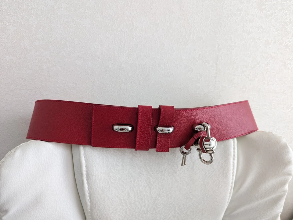 Blusa Top Vestido Salvatore Ferragamo Mujer Cinturón Ancho Cadera Cerradura Llaves Cuero Rojo Foto 2 de 4