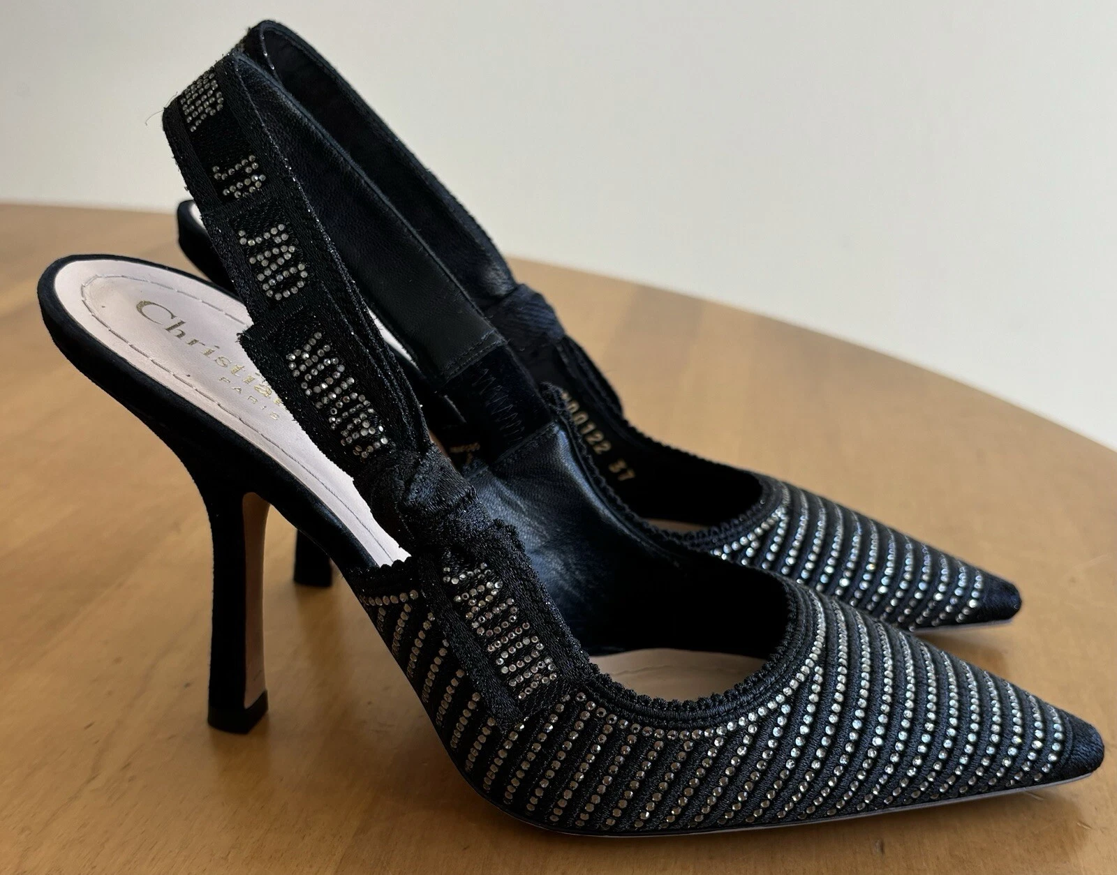 Escarpin Christian Dior J'Adior tissu orné de cristal noir taille 37