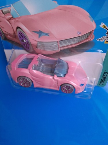 Barbie Extra 134 🔥 1:64 Hot wheels 2022 Tooned rose Corvette 5/5 se1 - Picture 2 of 3
