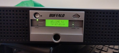 Buffalo Tera Station PRO RAID TS-RHTGL/R5 con 4 unidades de disco duro de 1 TB. - Imagen 15 de 24