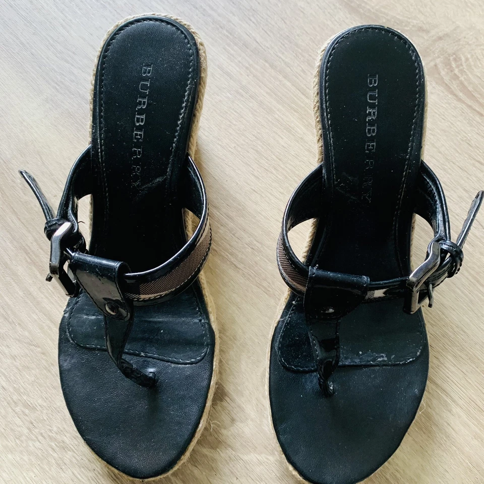 Cuñas alpargata de charol a cuadros Burberry Nova talla 39 SB-E Foto 2 de 4