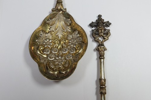 G & S Co. 1905 London Gold Gilded Sterling Silver Repousse Fruit Spoons #50643P - Picture 2 of 5