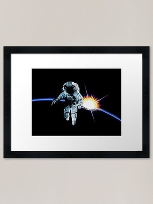Astronaut bei Sonnenaufgang (schwarzer Hintergrund gerahmtes Wandbild Poster Leinwanddruck Bild