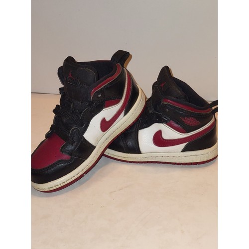 Nike Air Jordan 1 Retro Toddler Athletic Sneakers Size 8C Black Sport 640735-066 - Picture 7 of 8