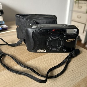 Samsung AF Slim Zoom 35mm Film Point And Shoot Camera Black & case & strap