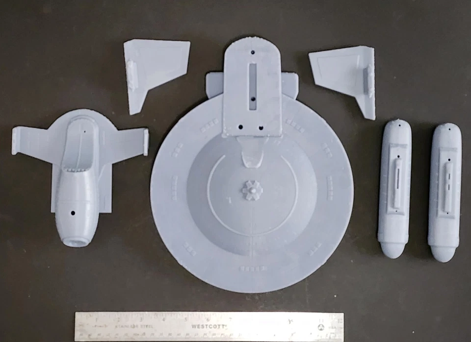 1/1400 scale HUGE Apollo Class Starship W/ Decals! Star Trek printed resin model - Image 3 of 4