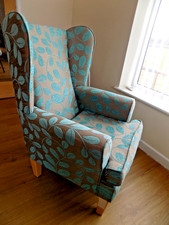 High Back Chair (2 available)  **Collect LE14**