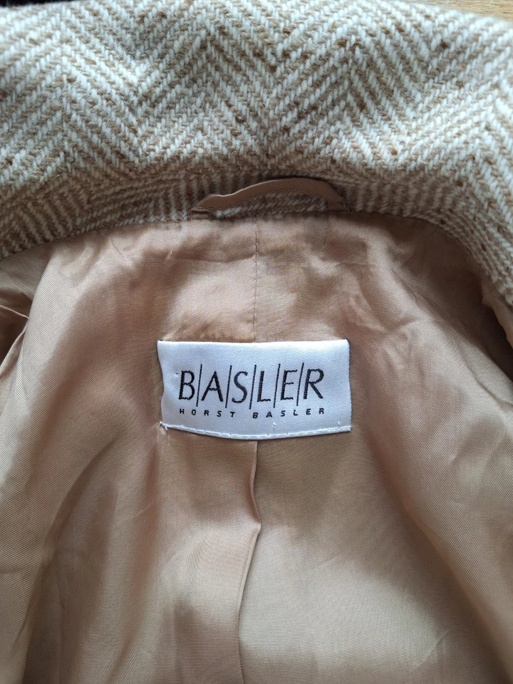 STUNNING BASLER BEIGE MIX 100% WOOL FLECKED HERRINGBONE TWEED BLAZER JACKET 22 - Image 4 of 4