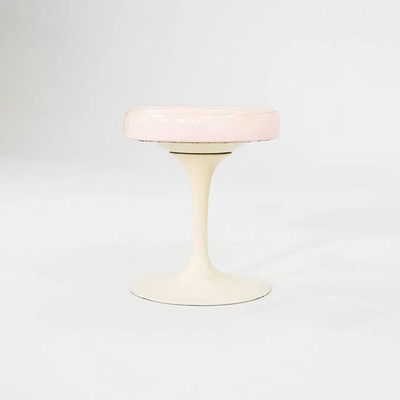 1960s Eero Saarinen for Knoll 152 Tulip Swivel Stool with Vinyl Seat