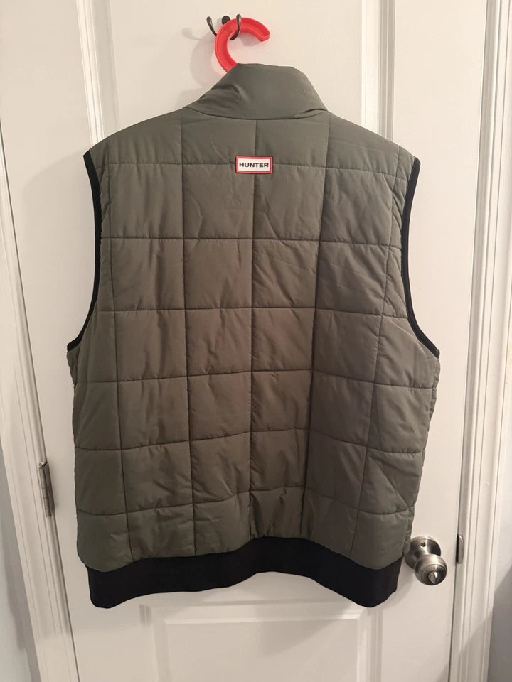 Hunter Stan Reversible Stand Collar Puffer Vest, Size XL, Green/Black - Image 2 of 4