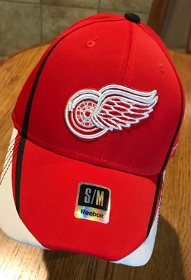 Nhl Detroit Red Wing Reebok Fitted Hat 