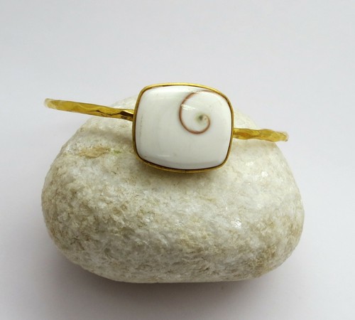 22K Gold Cuff Bangle Natural Gemstones Hammered  68mm Round Bangle Bracelet - Picture 24 of 37