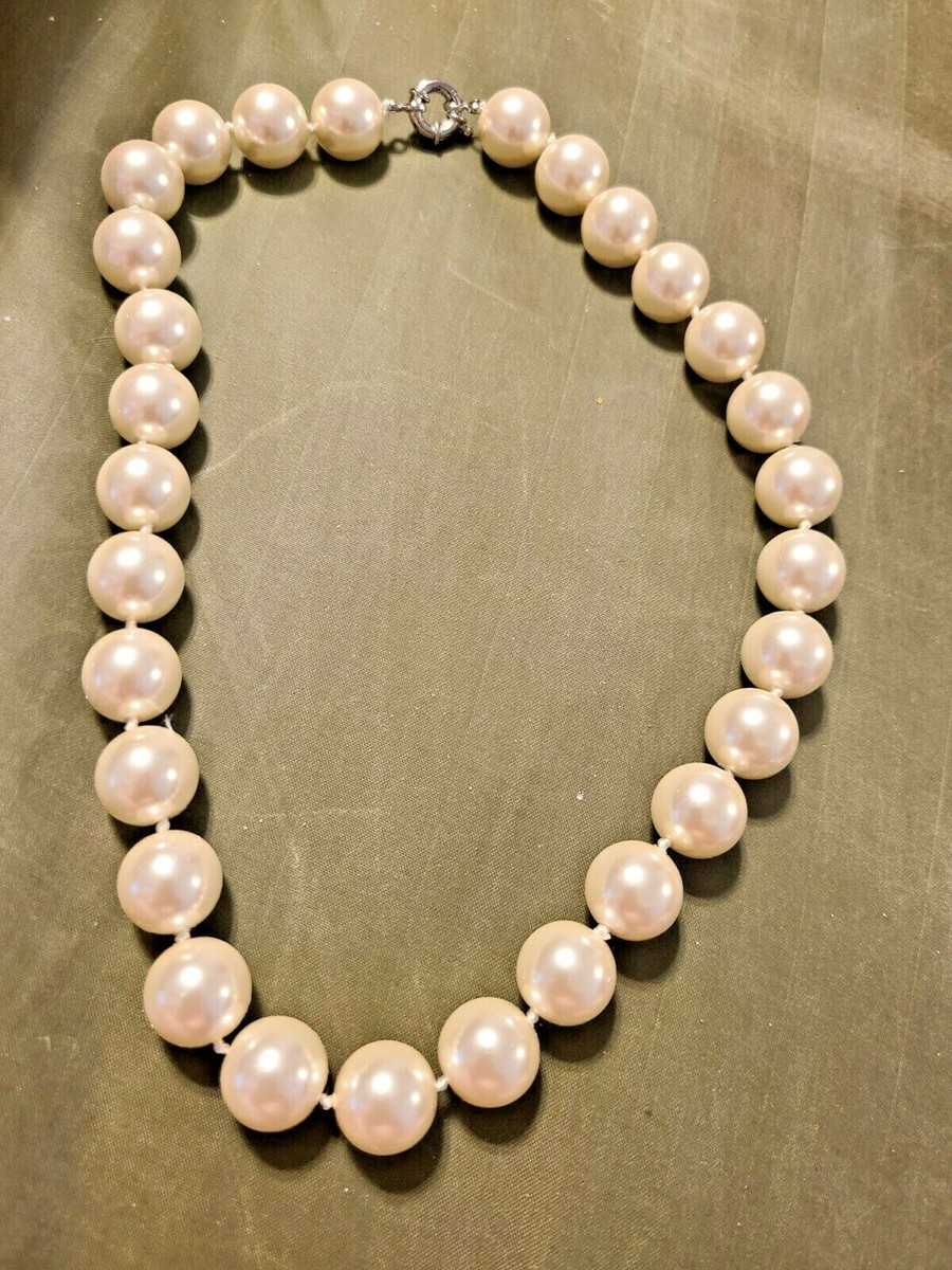 Beautiful 16" Large Faux Pearl Necklace Choker Dress Jewelry Formal #2222 Beautiful 16" Large Faux Pearl Necklace Choker Dress Jewelry Formal #2222
