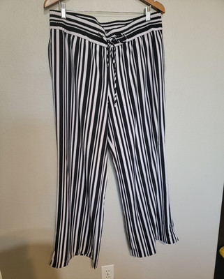New York & Company Women s Black/White Striped Cropped Pants Drawstring XL