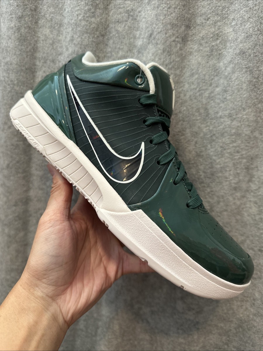 Undefeated x Nike Kobe 4 Protro PE “Milwaukee Bucks Giannis