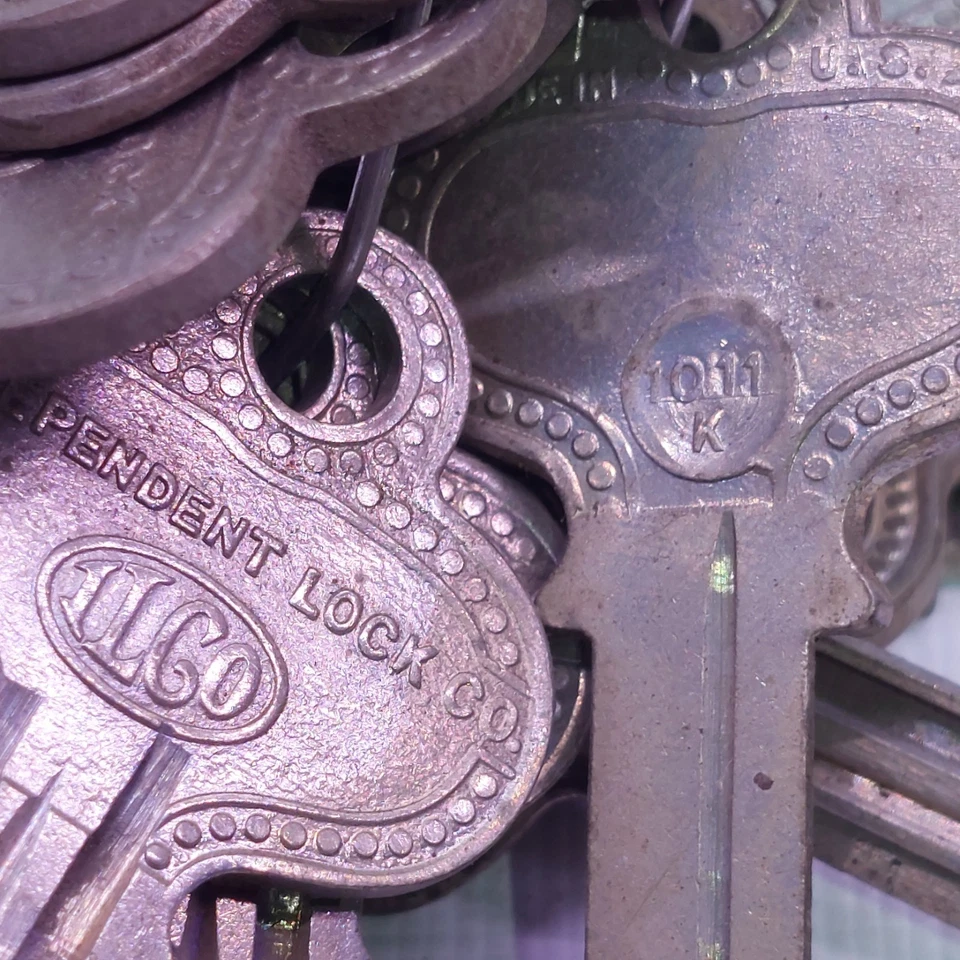 ILCO VTG KEY BLANKS 7 LB NOS UNCUT KEYS. 1143 1014 1011KA AX 1009A 1007D 1000W - Image 4 of 4