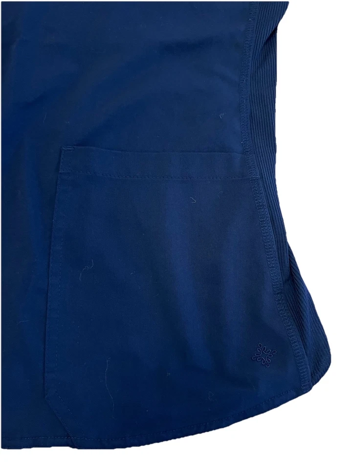 Conjunto Médico Med Couture TOUCH Azul Marino Para Mujer Cuello en V Top S - Pantalón SP Joggers Usado en Excelente Condición Foto 4 de 4