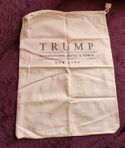 Trump International Hotel & Tower New York Wäschesack