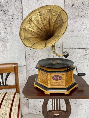 Gramophone Antique Style Complete with Horn Decorative Wooden Base Vintage - Picture 7 of 7