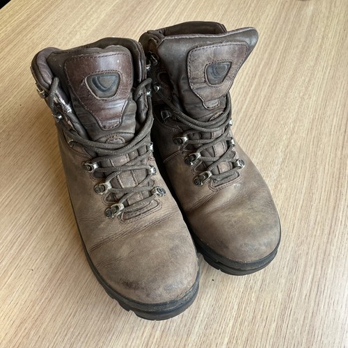 Brasher Men’s Country Master eVent Waterproof Walking Boots Vibram Uk 9