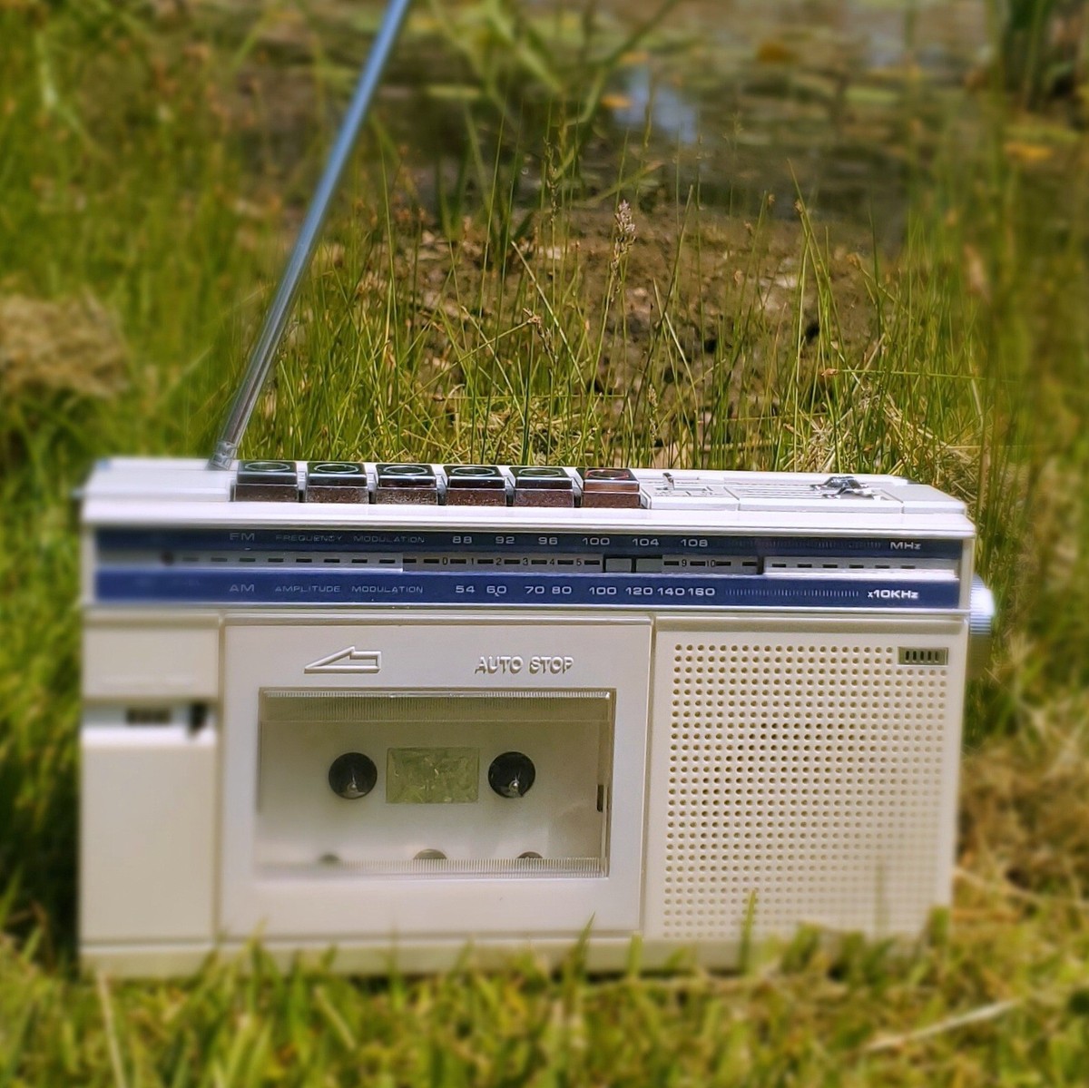 Sサイズ Vintage Sampo Portable FM/AM Radio Tape Recorder CM-211