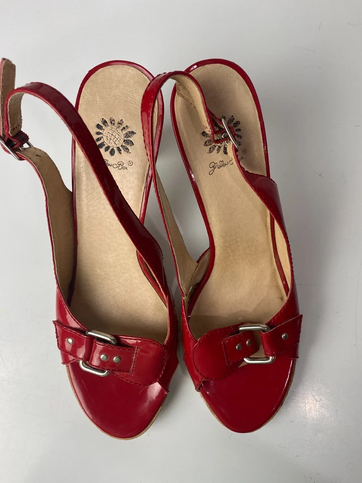 Caja Amarilla "Dardo" Talla 10 Mujer Sandalia Tacones Rojo Charol Cordón Arenoso Foto 4 de 4