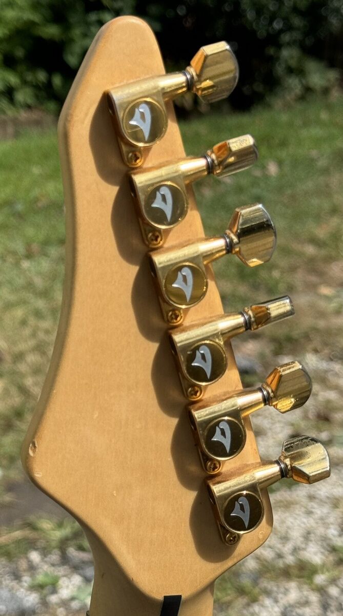 2007 Vigier Excalibur Surfreter Special Fretless Electric 2007 Vigier Excalibur Surfreter Special Fretless Electric