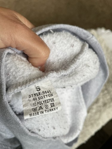 G Crown kids sz. S “ London” gray hoodie. Great quality - Picture 7 of 8