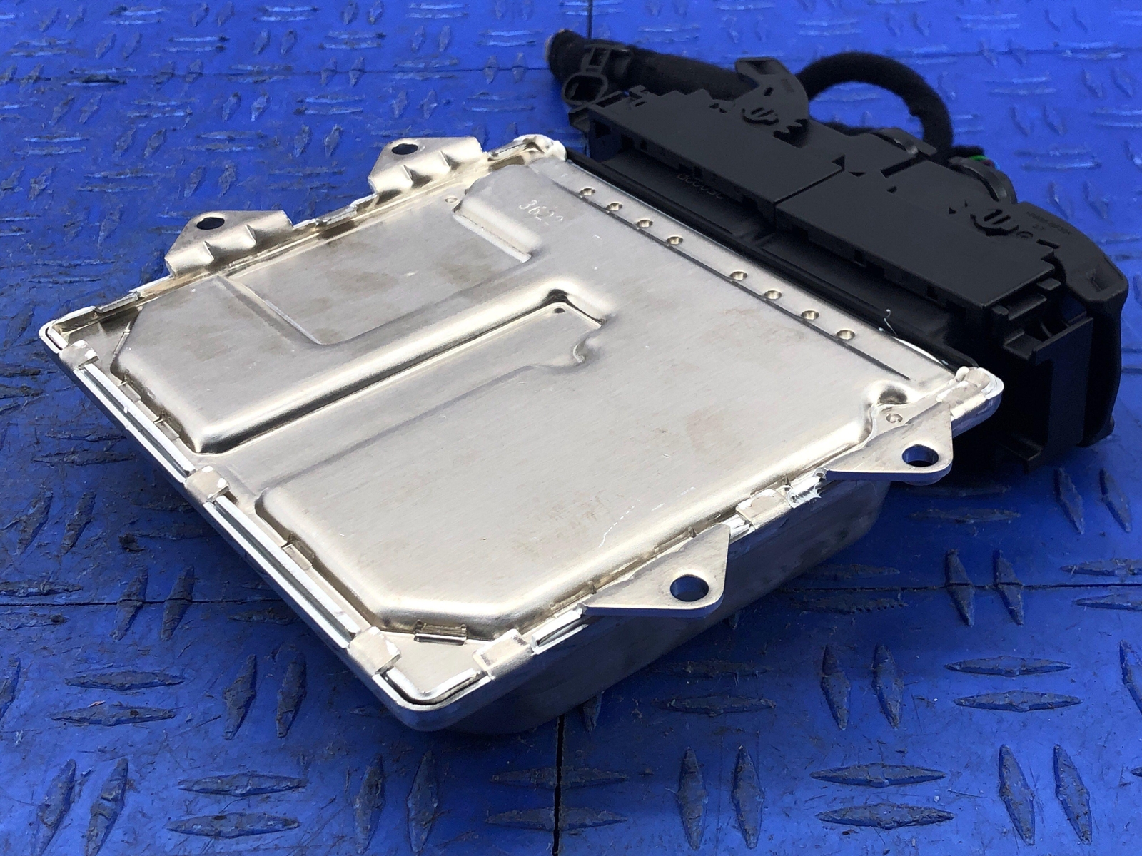 2023 MASERATI GRECALE SUSPENSION CONTROL MODULE 670296099 OEM