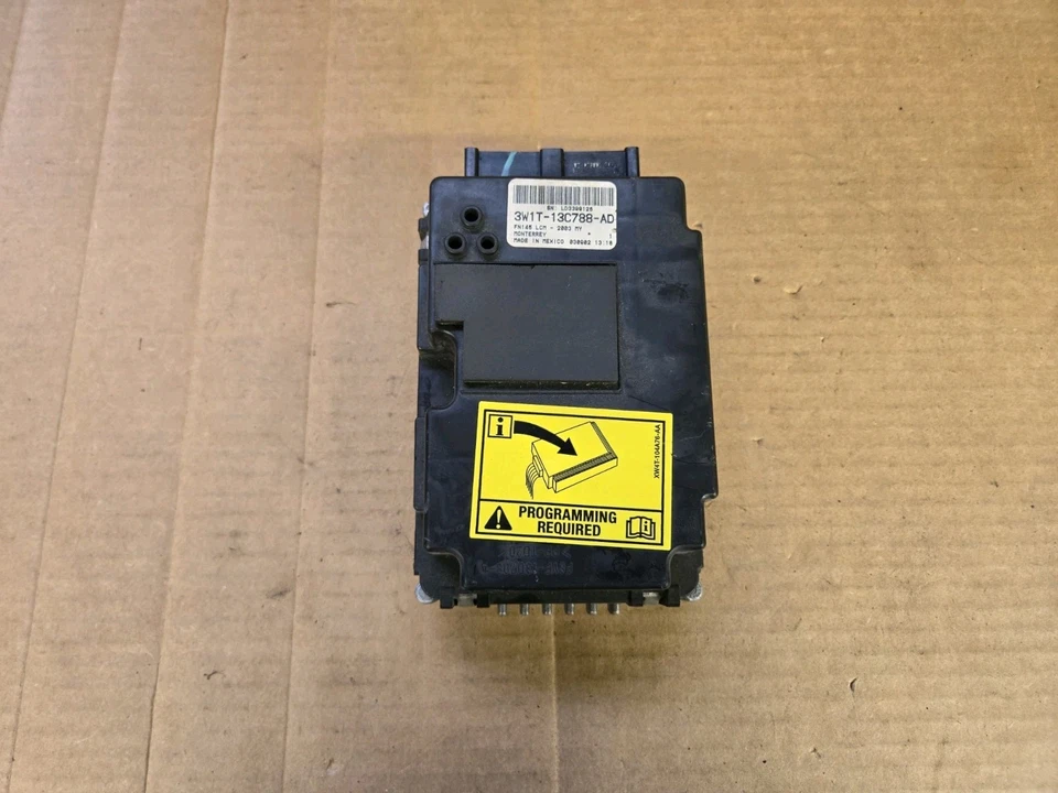 03-04 LINCOLN TOWN CAR LCM MÓDULO DE CONTROL DE ILUMINACIÓN 3W1T-13C788-AD Foto 2 de 4