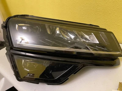 Frontscheinwerfer Skoda Karoq 57B941016D Rechts Scheinwerfer Headlight - Bild 1 von 4