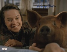 Kathy Bates Signed 11x14 Misery Annie Wilkes "w/Pig" JSA