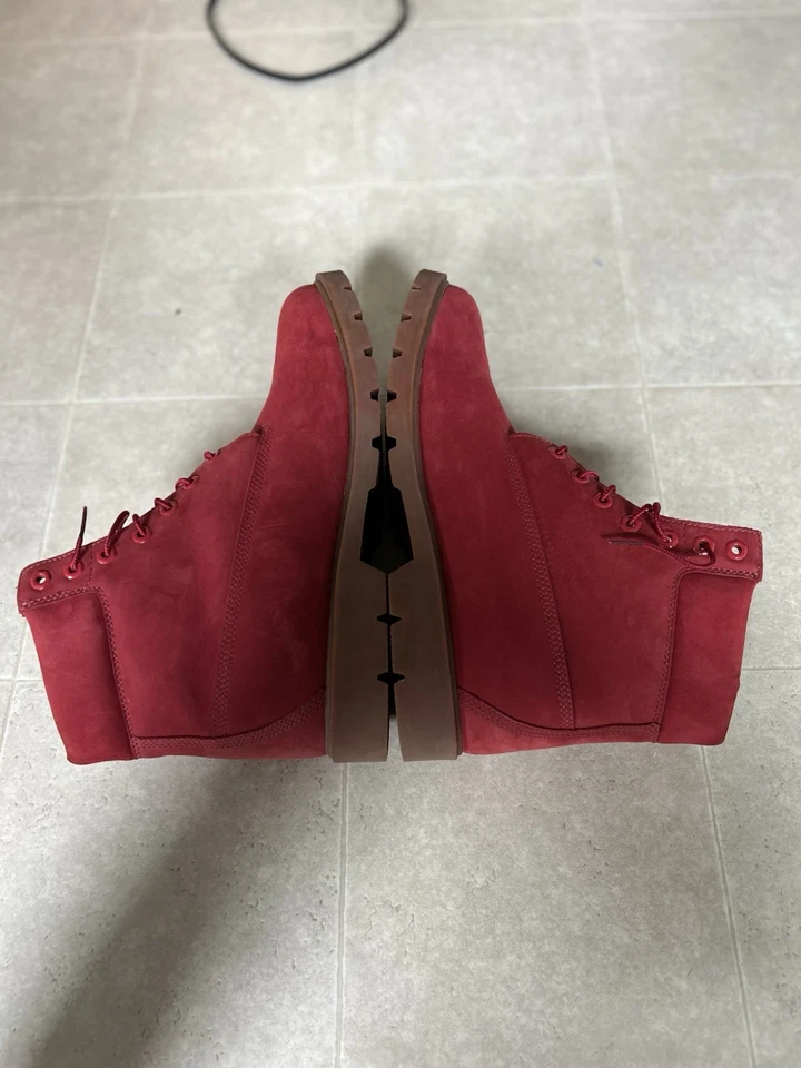 Timberland Red Limited Edition 50th Anniversary Waterproof Suede 6" Boot size 13 - Image 3 of 4