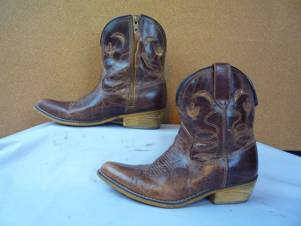 Botas DINGO Para Mujer 6 W Cuero 7" Western Cactus Cremallera Lateral AMPLIAS Rodeo Marrón Foto 2 de 4