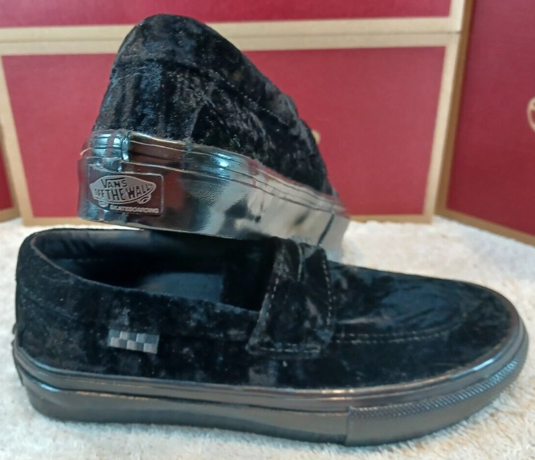 Vans Men's 4/Women's 5.5 Style 53 Slip On Black Velvet VN0A5HEL5AA