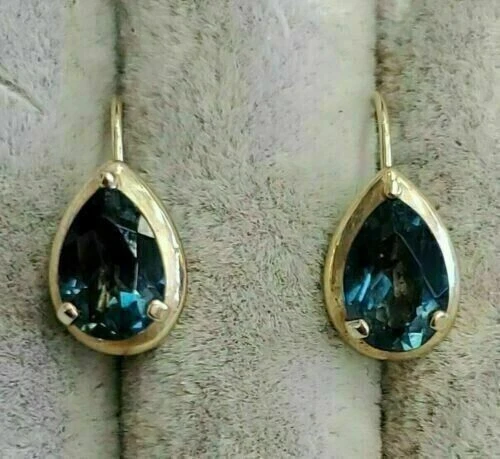 3.00 克拉梨形切割实验室创建伦敦蓝色黄玉耳环 14K 镀金 — 第 2/3 张图片