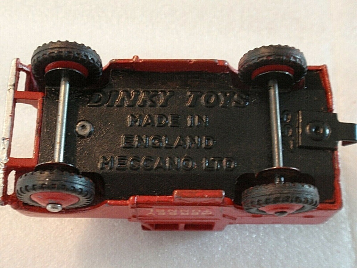 値下げしました！DINKY TOYS Dinky Toys No. 255 Mersey Tunnel Red Land Rover Restored