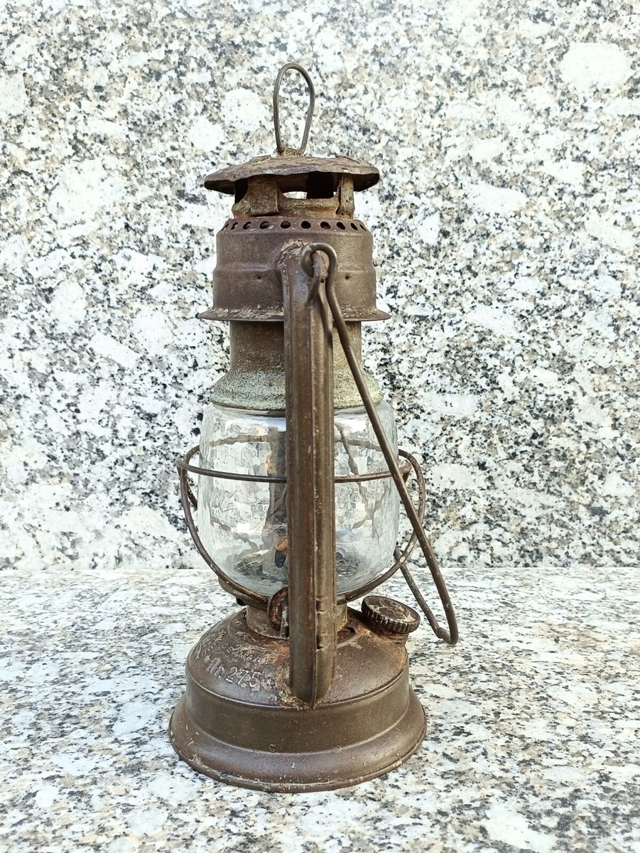 【レア】Feuerhand №275 OLD VINTAGE FEUERHAND NO. 275 IRON KEROSENE OIL LAMP LANTERN WITH