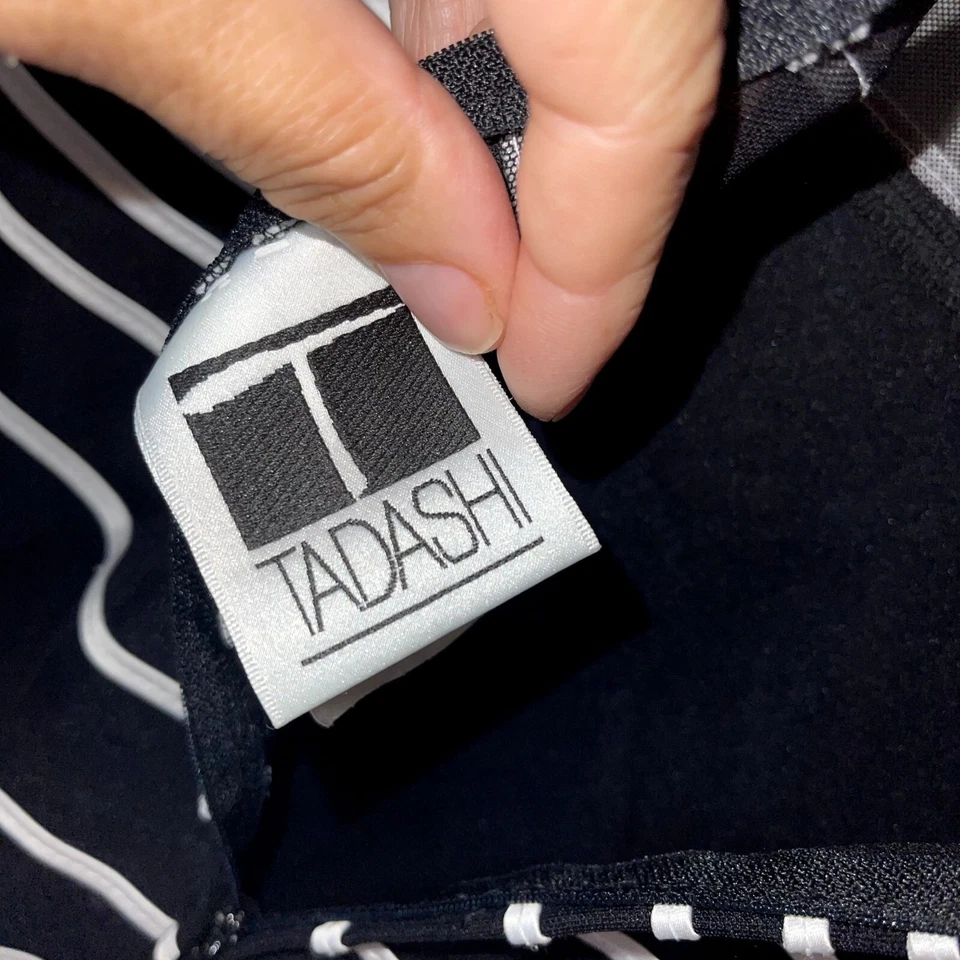 Top Tadashi para mujer vintage talla grande negro blanco a rayas malla elástica sin mangas Foto 3 de 4