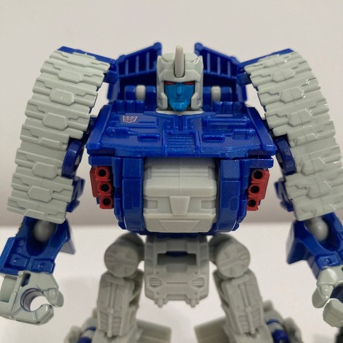 DRILLHORN Liokaiser Transformers - Combiner Wars - Platinum Edition - Deluxe - Picture 2 of 3