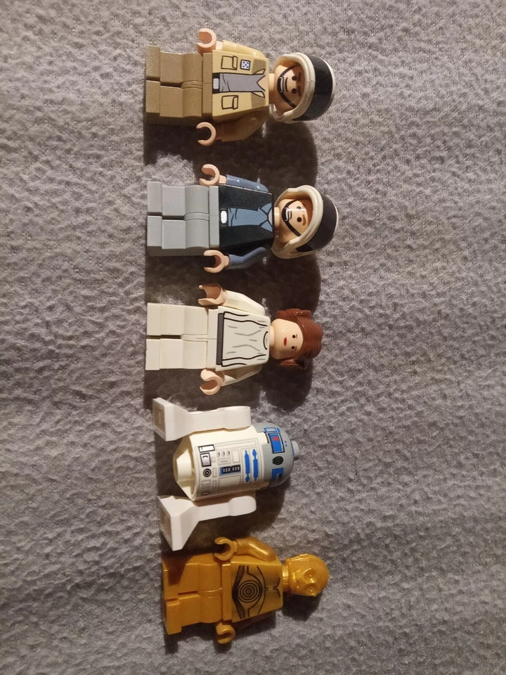 LEGO Star Wars 10198 Tantive IV, foto 2 di 3