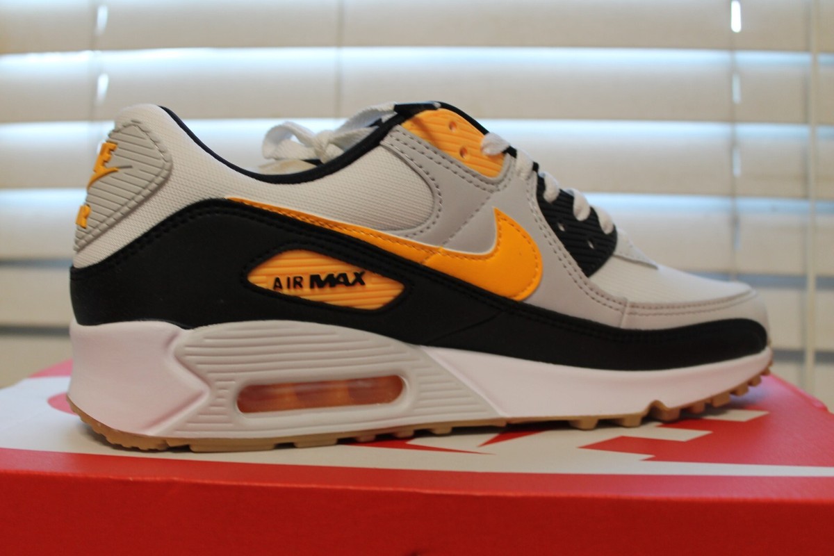 Size 9 - Nike Air Max 90 WHITE PHOTON DUST BLACK LASER Size 9 - Nike Air Max 90 WHITE PHOTON DUST BLACK LASER