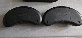 SEGA Mega Drive Classic Game Console 2 Controller (AT Games) Untested Y633