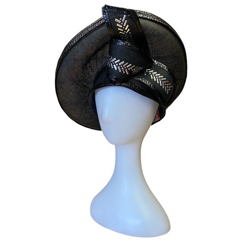 1980s Black Sculptural Straw Hat – Dramatic Sweep w/ Rhinestone & Metal Detail