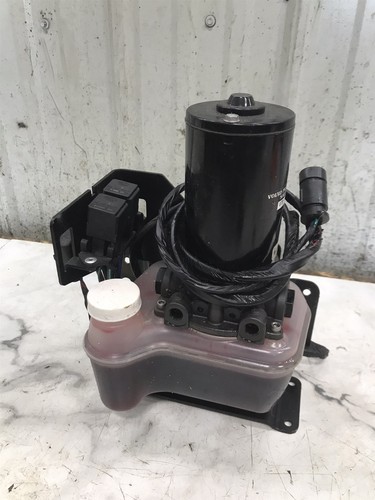 96 Volvo Penta DP Dual Duo Prop Out Drive Outdrive trim tilt lift hydraulic pump