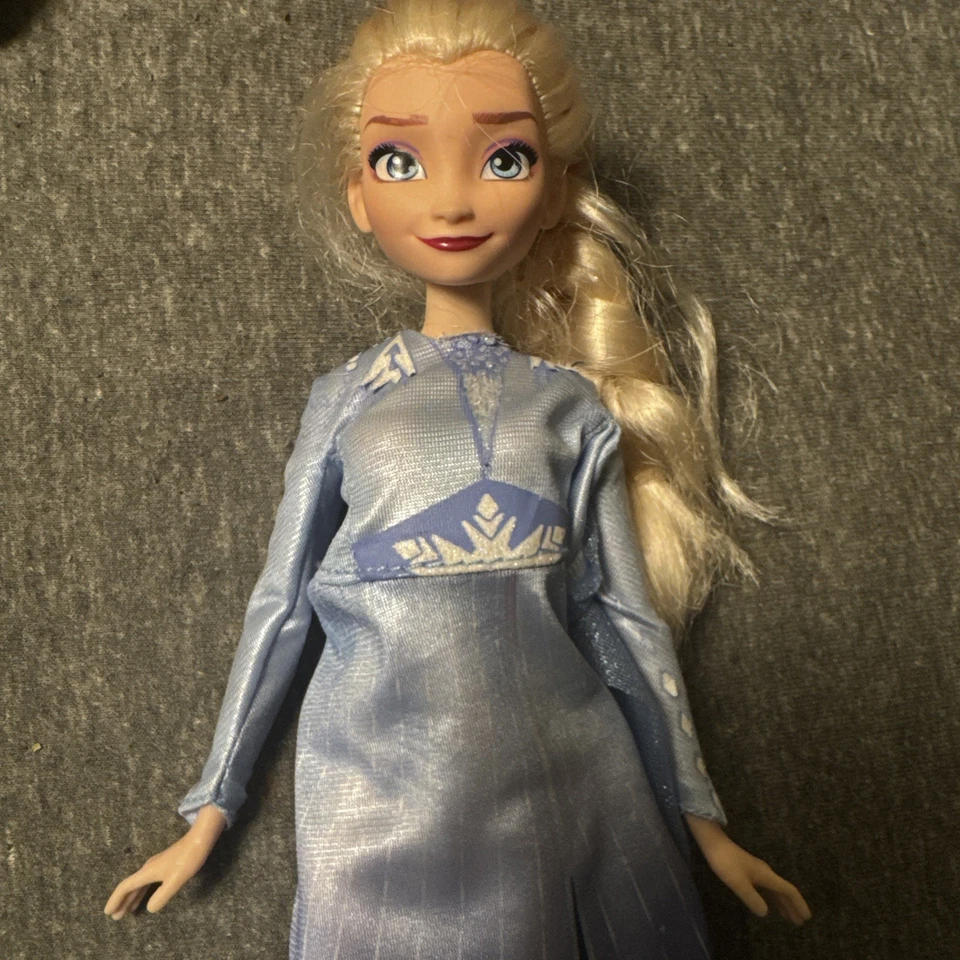Hasbro Disney Elsa Frozen Muñeca Barbie Plástico Azul 8” Reina Nieve Hielo Ventiladores Foto 2 de 4