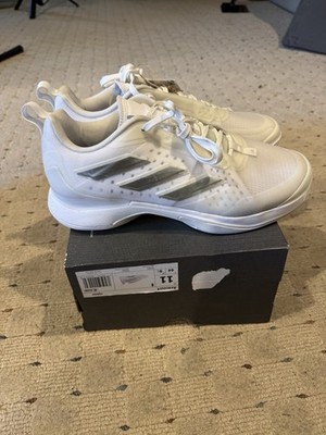 Adidas Avacourt - Size 11 Woman -  HQ8404 - Damaged Box